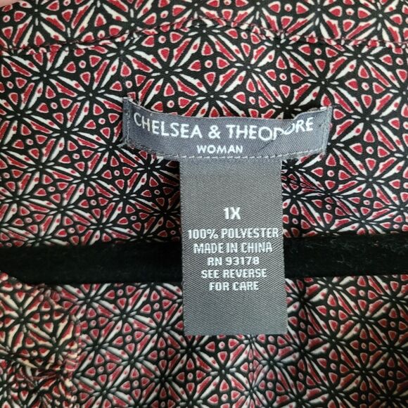 Chelsea & Theodore Womens Blouse Plus Size 1x Red Burgundy Black Geometric Boho - Picture 2 of 9
